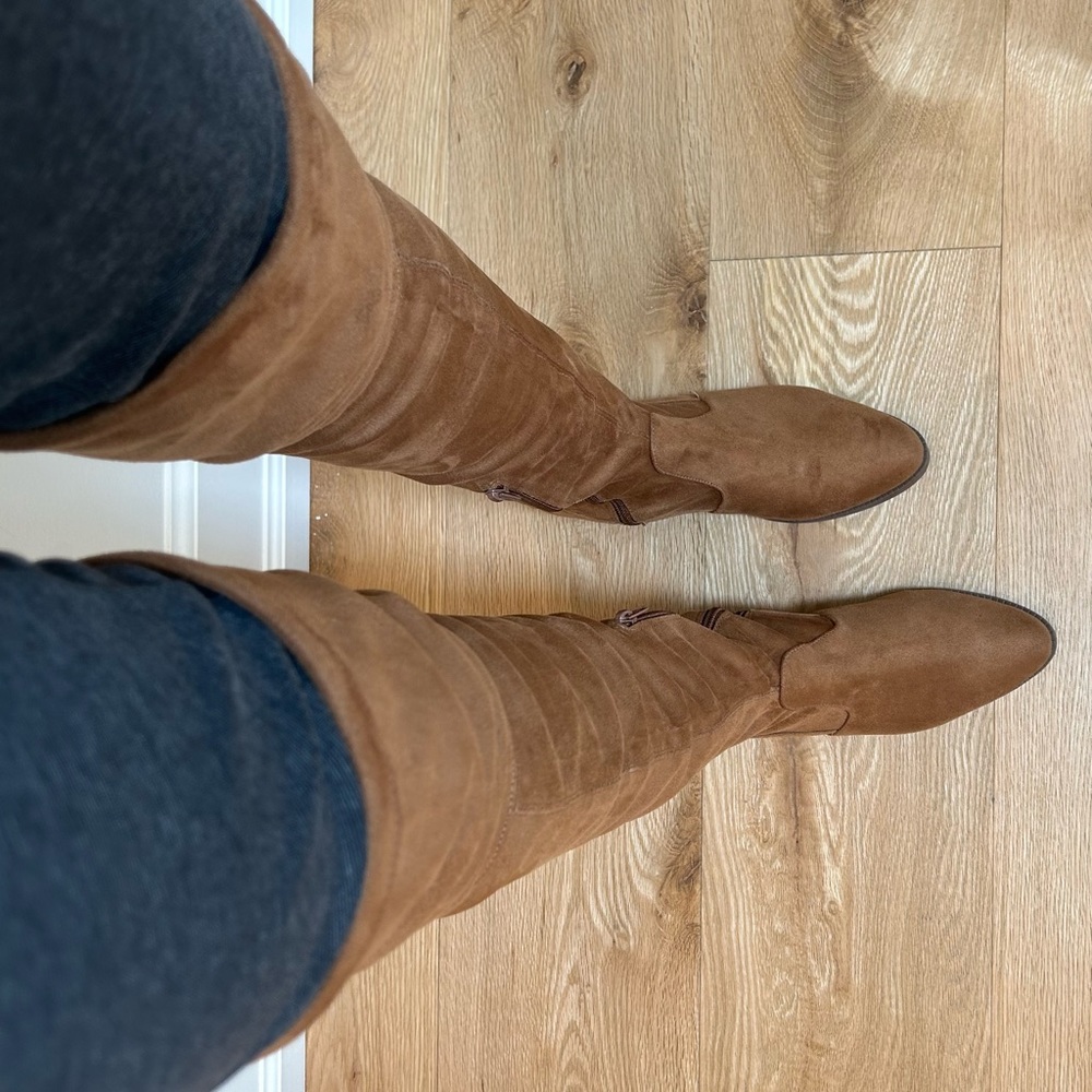 Knee-high Nobuck Boots Made in Brazil - Picture 6 of 10